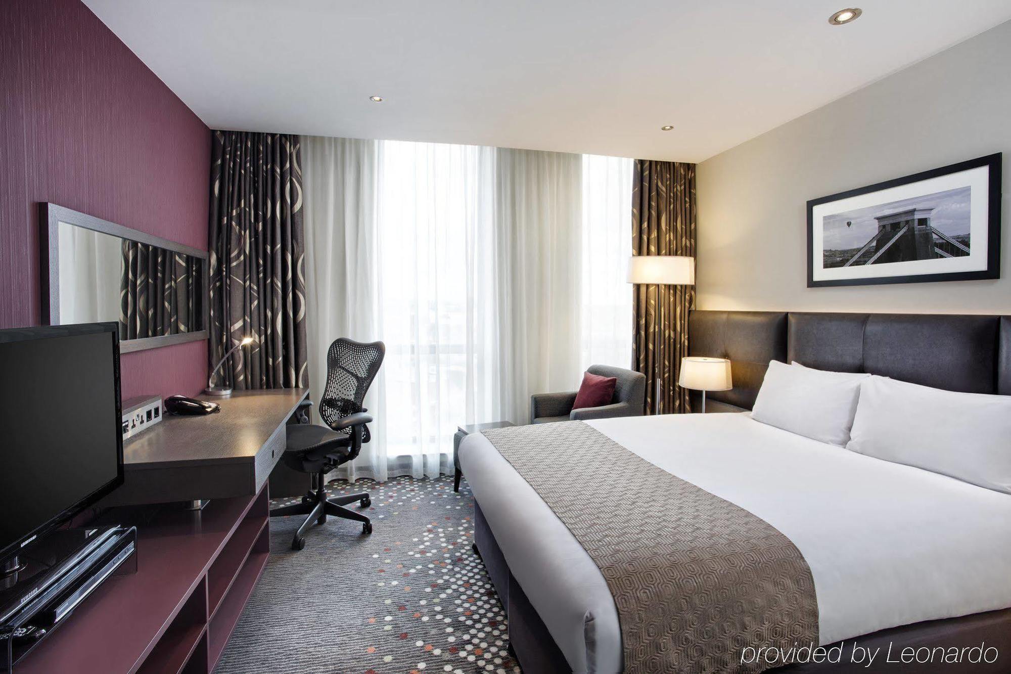 Holiday Inn Bristol City Centre By Ihg Exterior photo