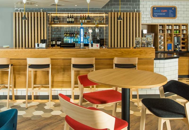 Holiday Inn Bristol City Centre By Ihg Exterior photo